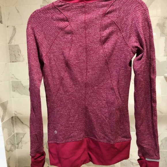 Lululemon pull over - Picture 2 of 2